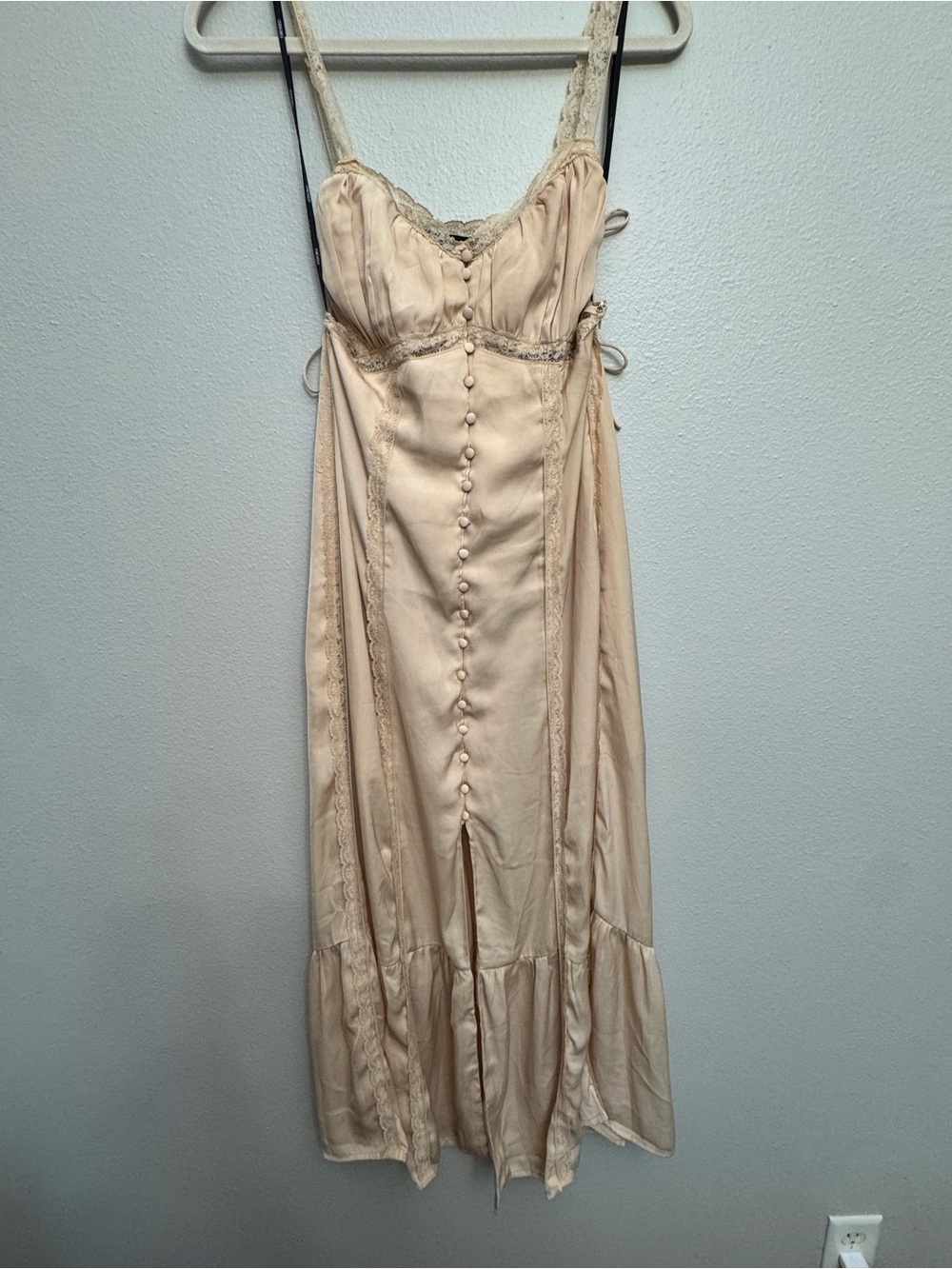Forever 21 Champagne Lace-Trim Midi Dress
